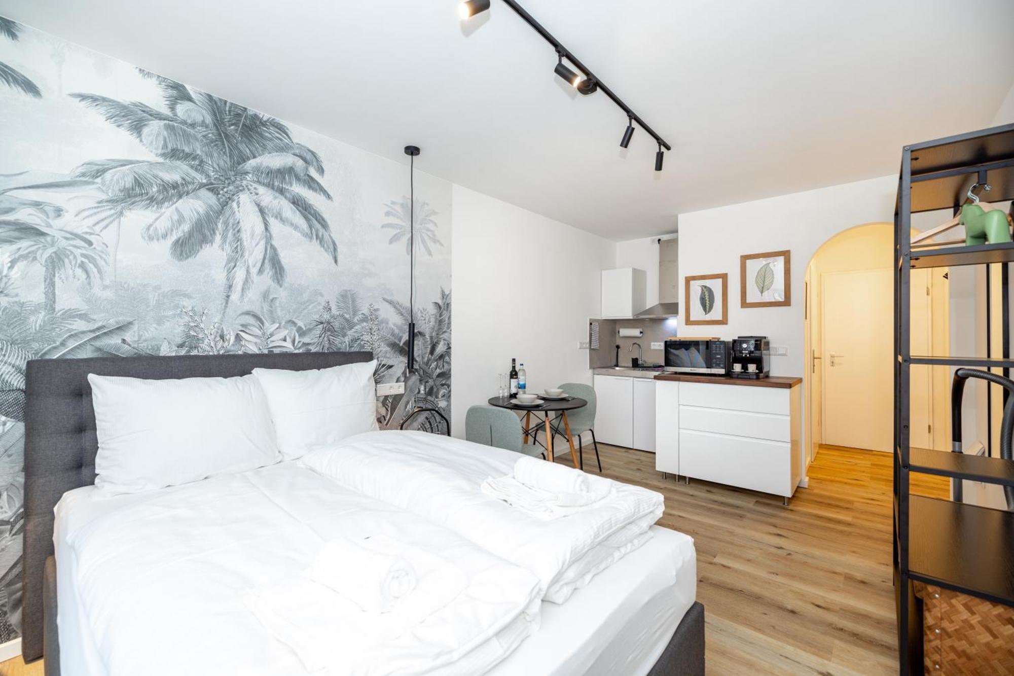 Kleines Apartment Mit Balkon Würzburg Esterno foto