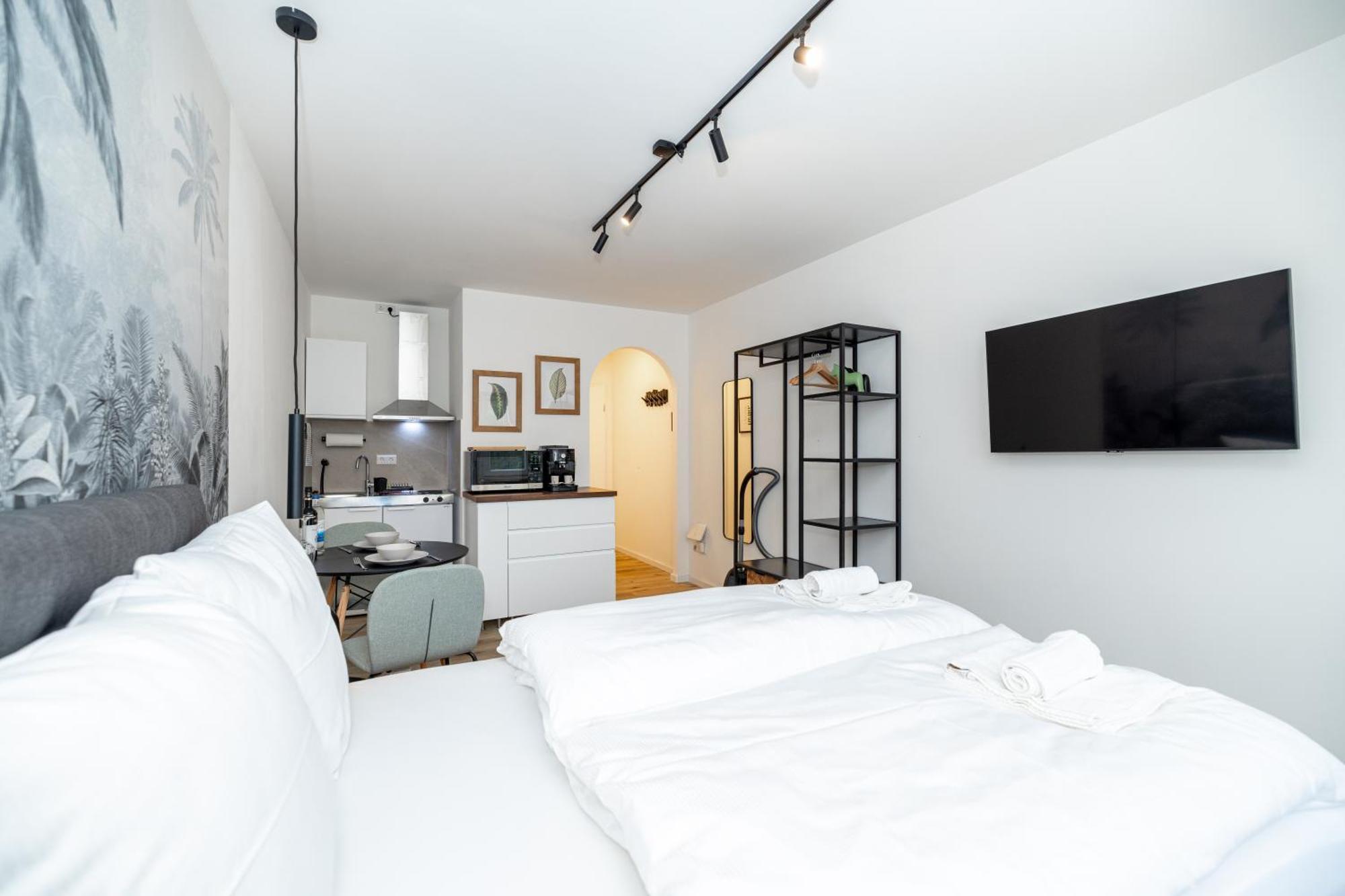 Kleines Apartment Mit Balkon Würzburg Esterno foto