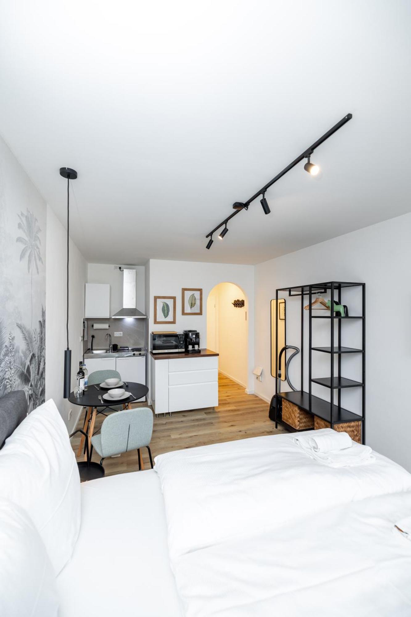 Kleines Apartment Mit Balkon Würzburg Esterno foto